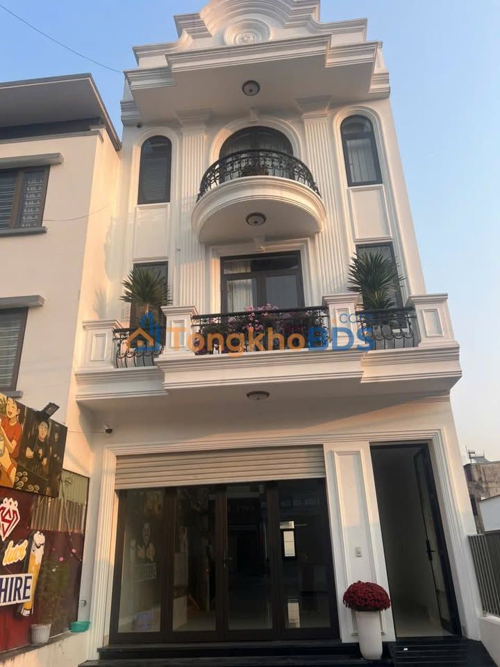 Mặt bằng kinh doanh 120m² mặt tiền đường lớn, Hà Đông - Sẵn sàng kinh doanh mọi ngành nghề