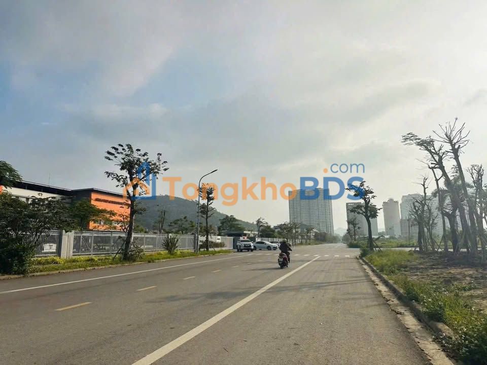 Đất Nền Hai Mặt Tiền Hùng Thắng, Hạ Long 195m² - Sổ Đỏ Sẵn Sàng
