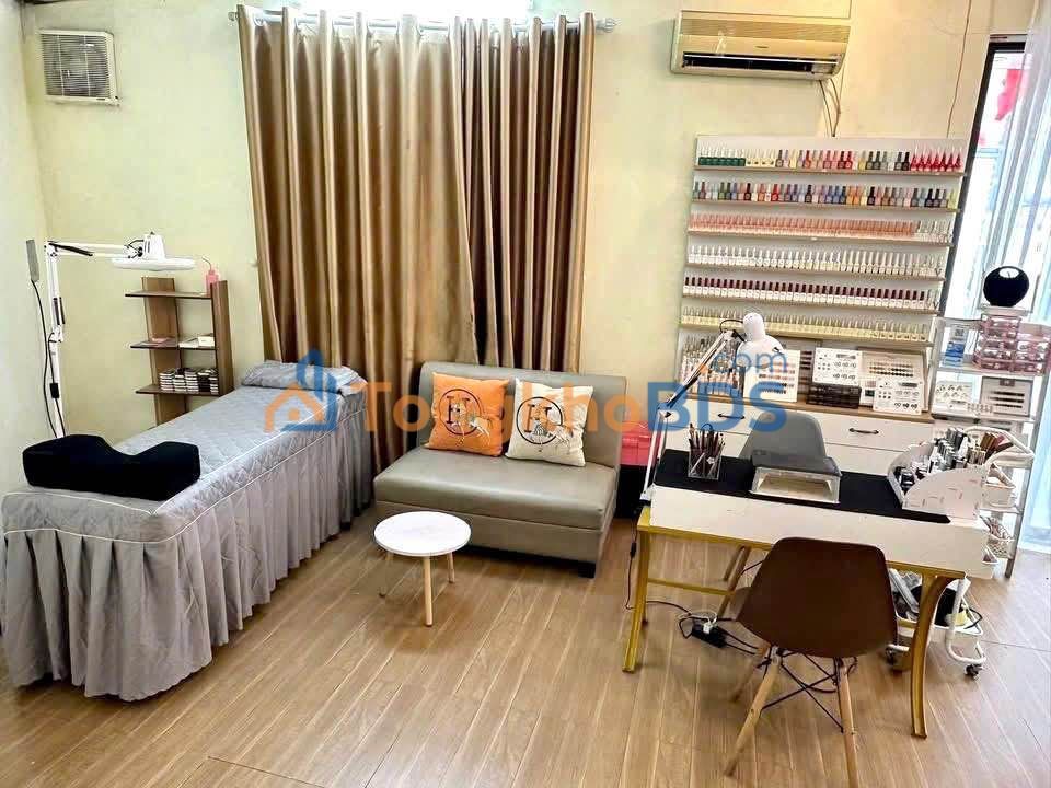 Đất Vàng Cẩm Phả 110m² Tặng Kèm 2 Nhà, Mặt Tiền Rộng - Giá 4.1 Tỷ