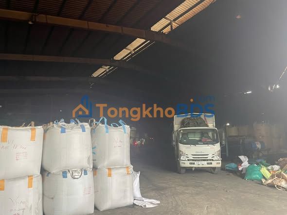 Cho thuê kho xưởng 1300m² Quất Động, Hà Nội - Sẵn sàng hoạt động, container ra vào