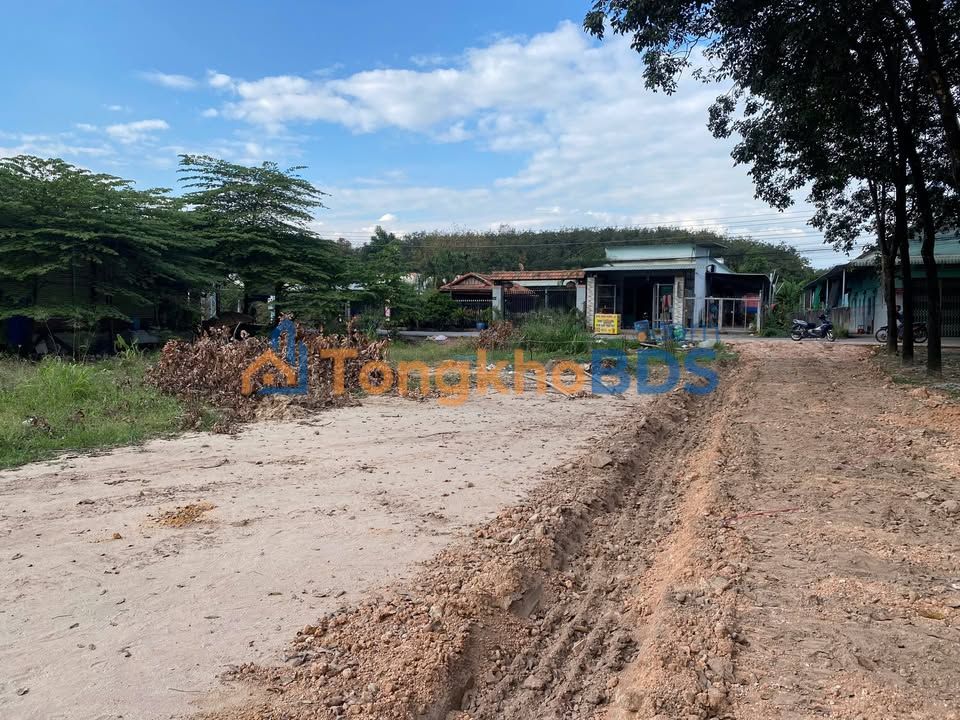 Bán Đất 120m² Đường Hòa Lợi, Bến Cát - Ngang Đẹp, Dân Cư Sẵn Sàng