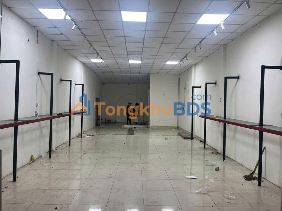 Mặt bằng Huỳnh Tấn Phát Q7 120m2 35 triệu - Mặt tiền kinh doanh