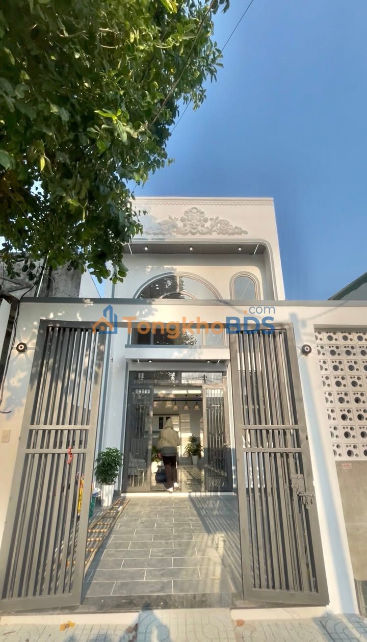 Nhà Mỹ Hạnh Nam 100m² Full Nội Thất - Giá 1.45 Tỷ F0 Sổ Hồng