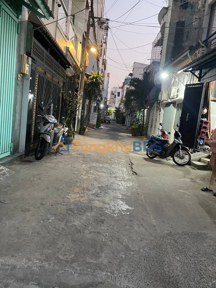 Cho thuê nhà hẻm ô tô Vườn Lài, Tân Phú - 32m² giá 6.5 triệu