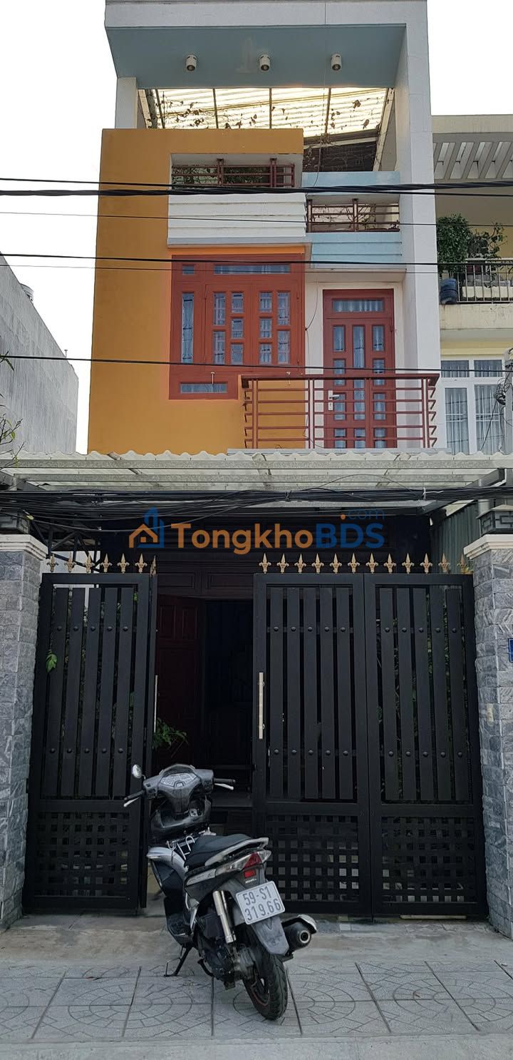 Nhà Nguyên Căn Mặt Tiền Đường 100A, TP. Thủ Đức - 80m², 20 Triệu/Tháng