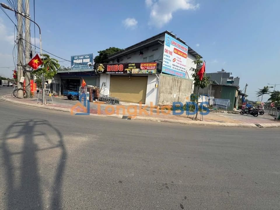 Cho thuê Mặt bằng góc 2MT đường 30/4, Thủ Đức - Kinh doanh sầm uất