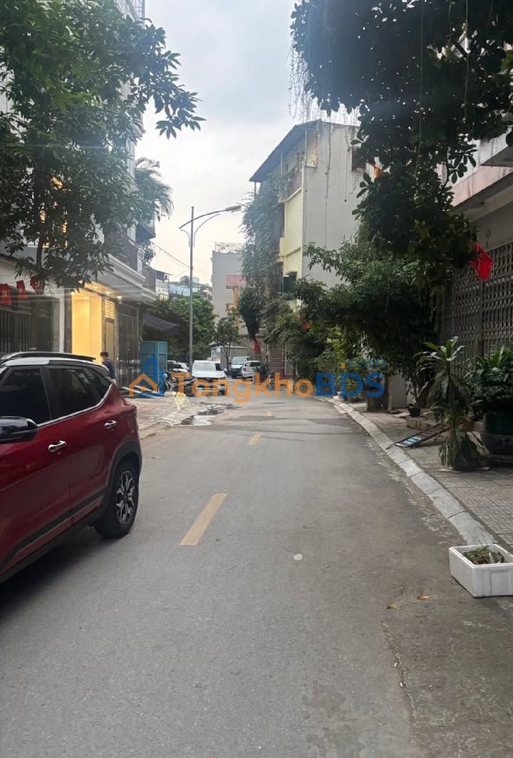 Nhà Phân Lô Hoàng Quốc Việt 55m² - Kinh Doanh Đỉnh Cao, Oto Tránh