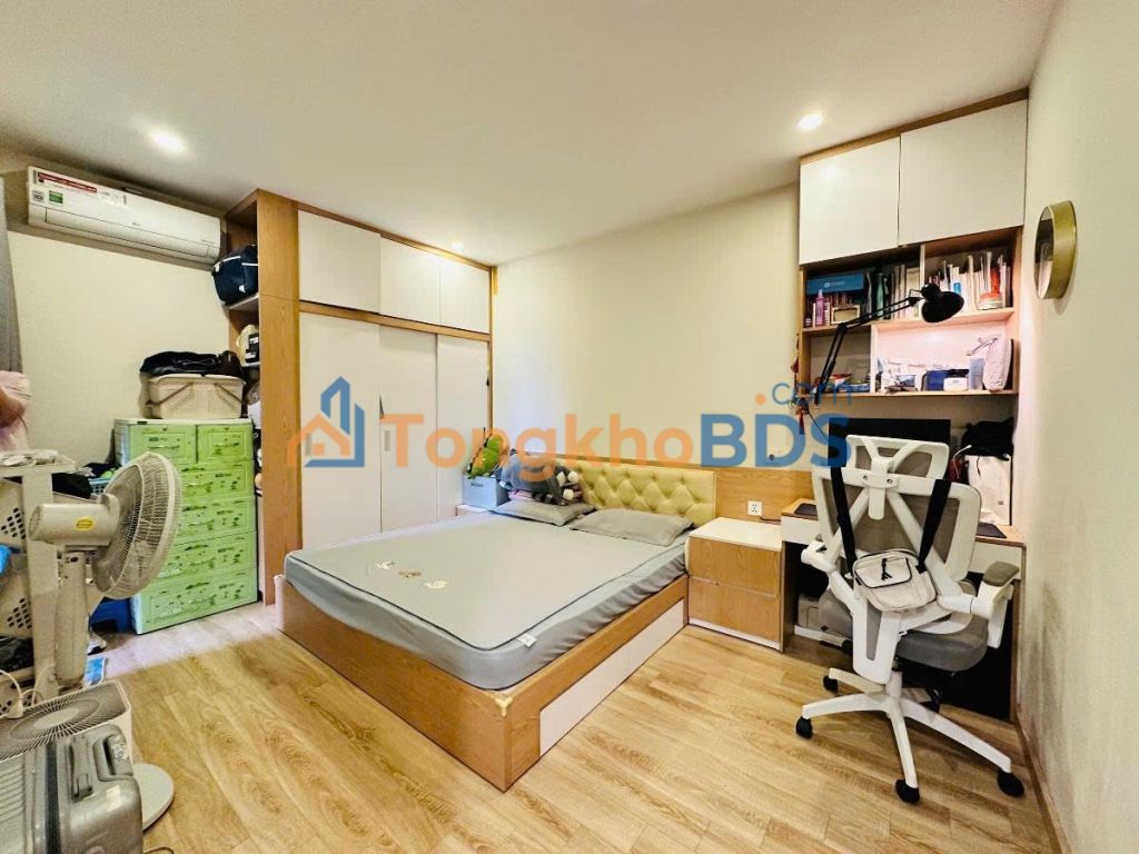 Chung cư 57 Láng Hạ 172m² 16 tỷ - View Hồ Hoàng Cầu, Trung tâm Ba Đình