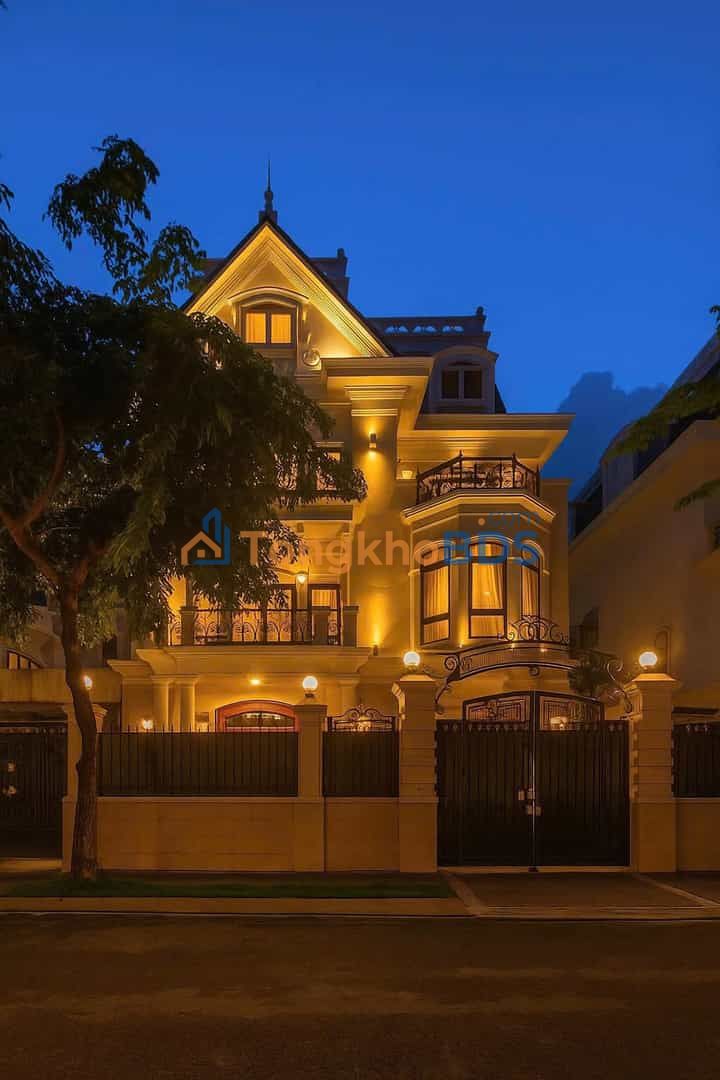 Biệt thự 7PN Thảo Điền 1400m² - Sang trọng, Tiện ích Đẳng cấp