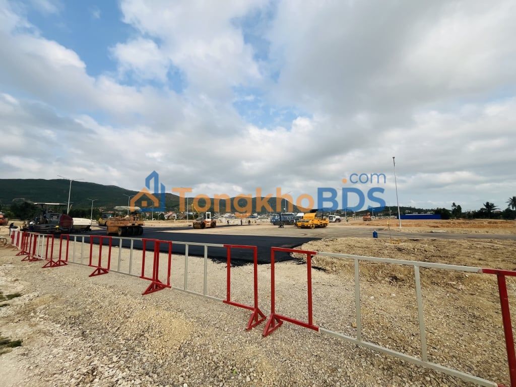 Đất nền 1500m² Đại Yên, Hạ Long - Sát Vin, Mặt tiền 60m, Giá đầu tư