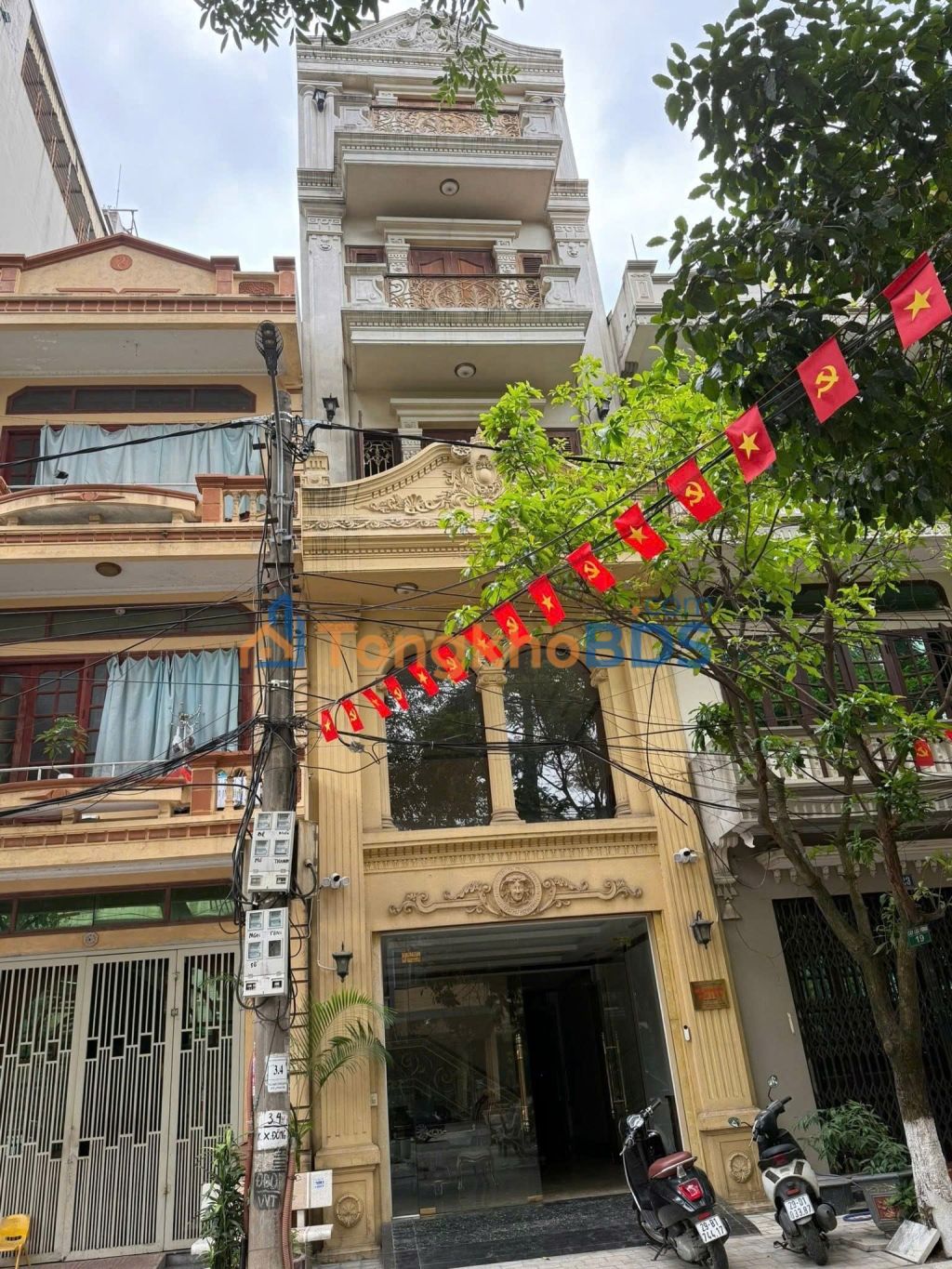 Nhà 6 tầng mặt tiền 4.8m, Suối Hoa, Bắc Ninh - Kinh doanh/Ở tốt