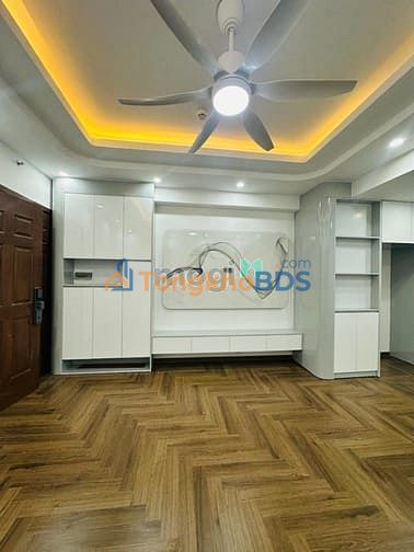 Chung cư Mạc Thái Tổ 76m² - Căn góc 3PN, Sổ đỏ sẵn sàng