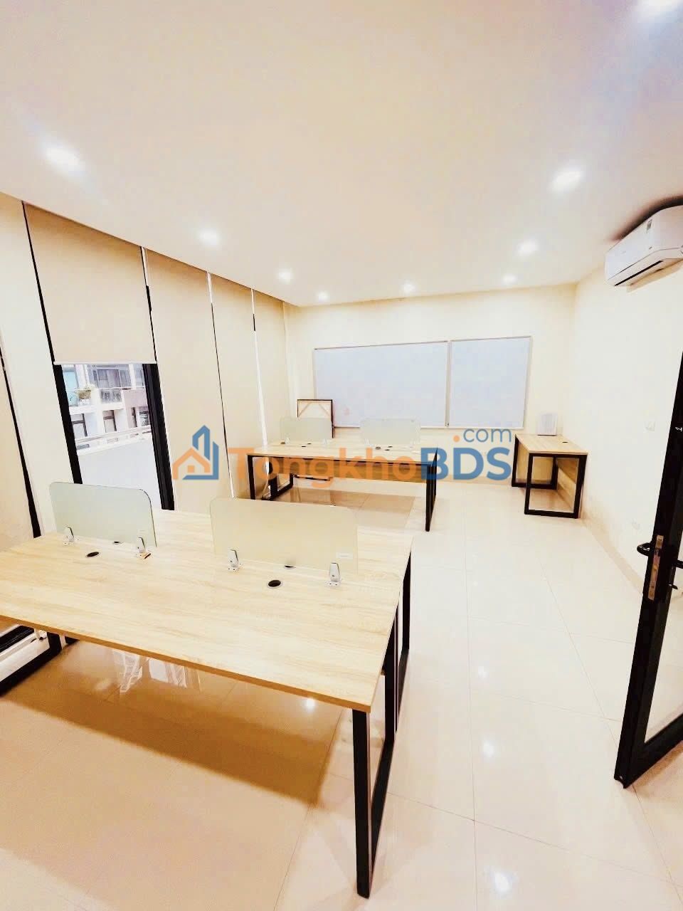 Nhà Phố Mặt Tiền Kinh Doanh Hàm Nghi, Mỹ Đình 96m² - Dòng Tiền 70 Triệu/Tháng