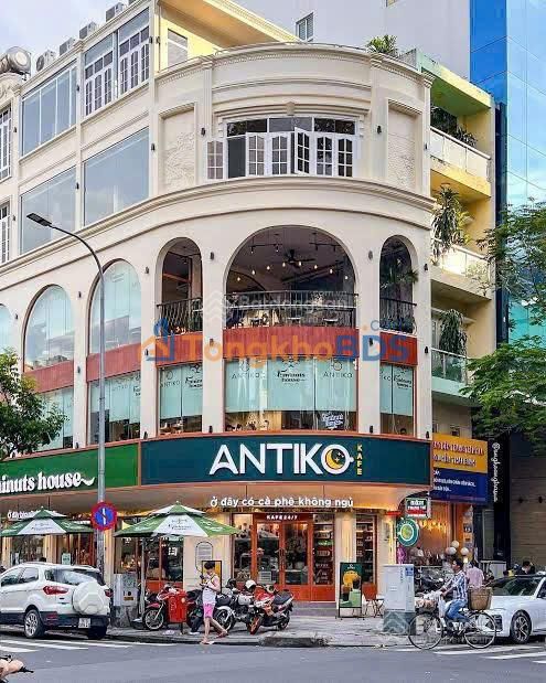 Cho thuê nhà góc 2 mặt tiền Nguyễn Thái Bình, Quận 1 - 160tr/th