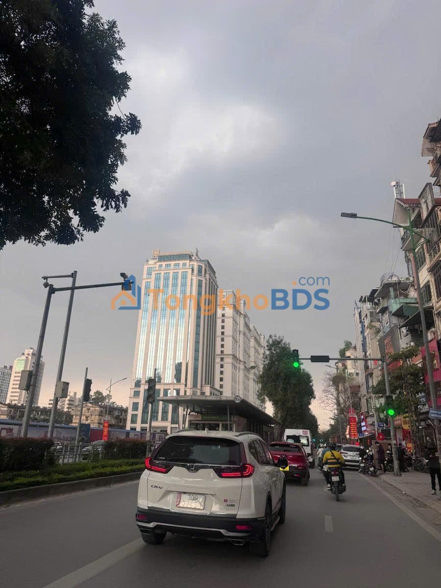 Nhà Phố Cát Linh Đống Đa - Lô Góc Kinh Doanh, 8.9 Tỷ