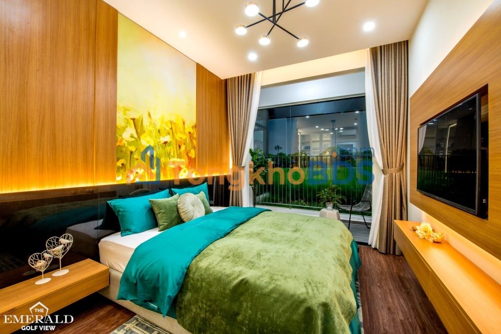 Căn hộ The Emerald Golf View 50m² - Sổ hồng sẵn, chỉ 10% nhận nhà