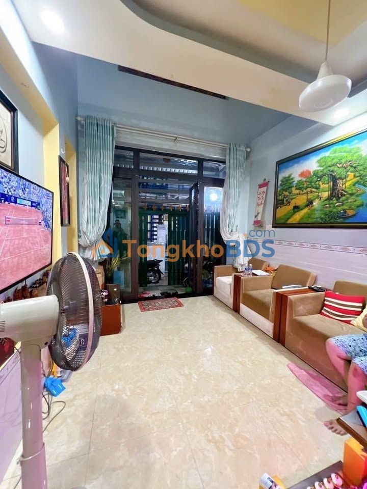 Bán Gấp Nhà Vườn Chuối, Q3 - 46.8m² - 3.85 Tỷ - Sổ Riêng