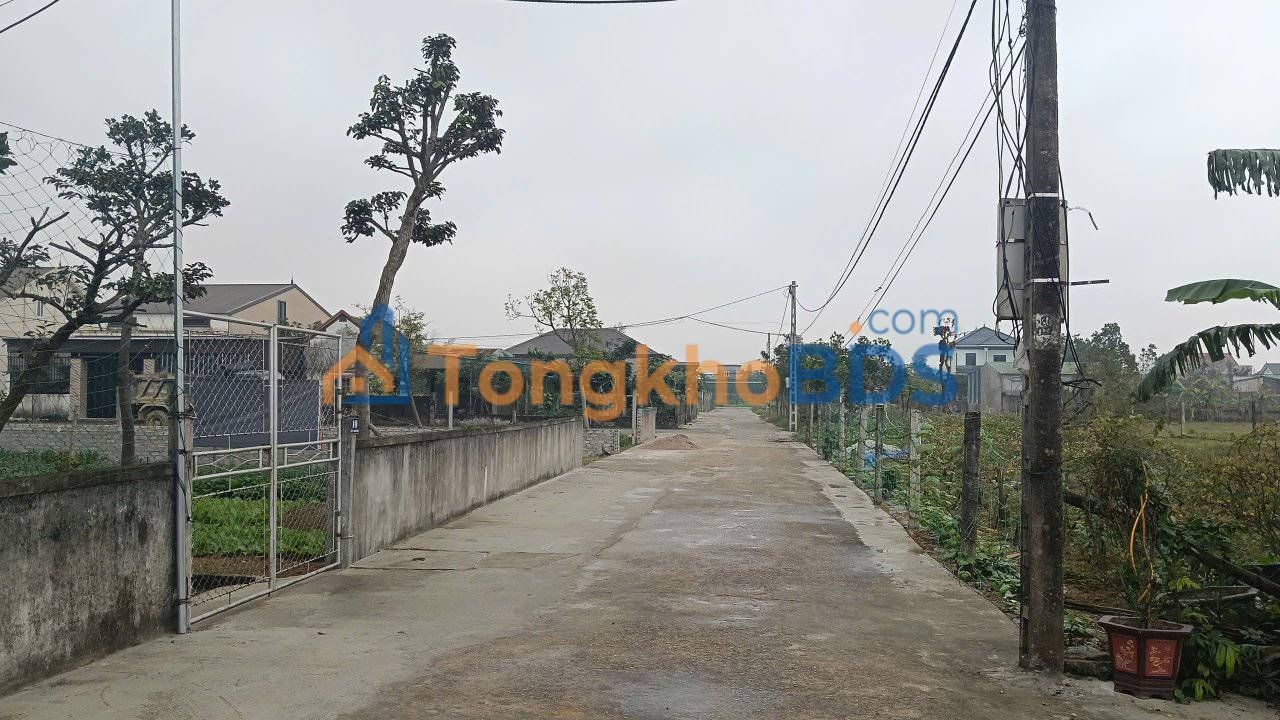 Bán đất Xóm Hồng, Vinh 100m² - Đường Hoàng Hanh 6m, giá 2 tỷ