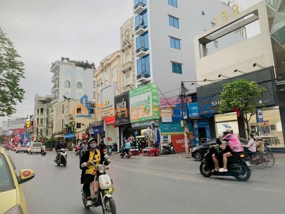 Nhà Mặt Tiền Tô Hiệu, Hải Phòng - 110m², 5 Tầng Thang Máy, Kinh Doanh Đỉnh Cao