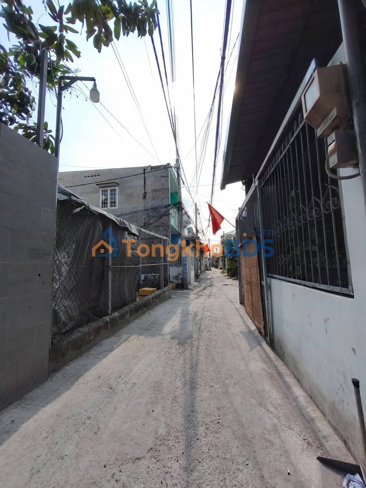 Nhà 40m² Đường 38 Thủ Đức - 7 Triệu/Tháng, Sẵn Nội Thất