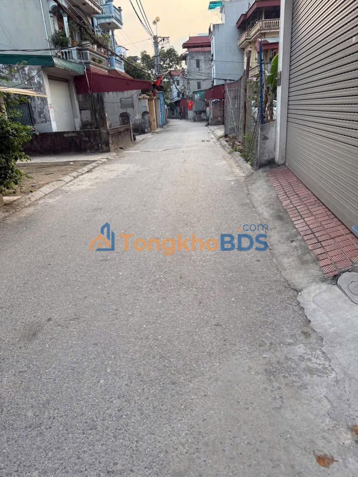 Đất Long Biên 56.4m² - Ô tô vào đất, gần TTTM, giá 6 tỷ