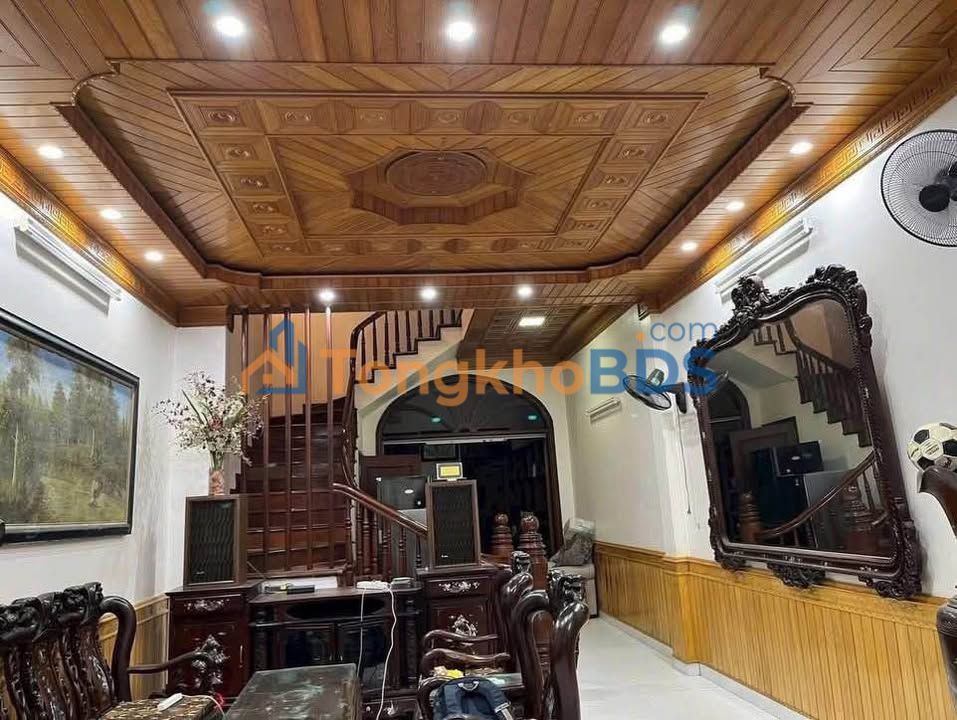 Nhà 4 Tầng Khu Hòa Vượng - 81m² - 6.4 Tỷ - Ô Tô Vào Nhà