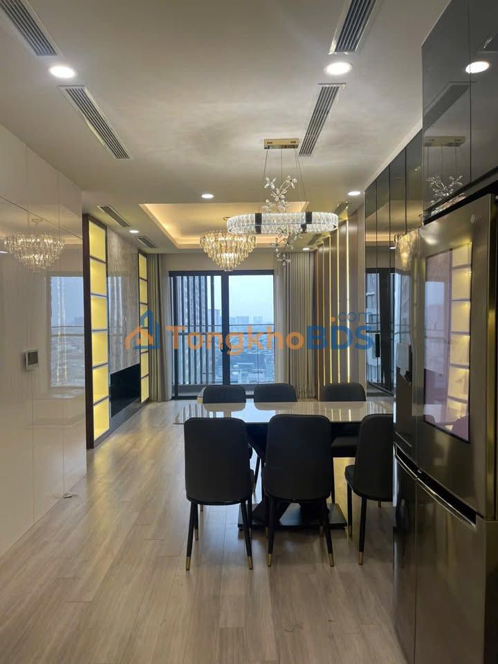 Căn hộ Golden West 93m² - 3PN, Tầng Cao View Thoáng - Giá 7 Tỷ
