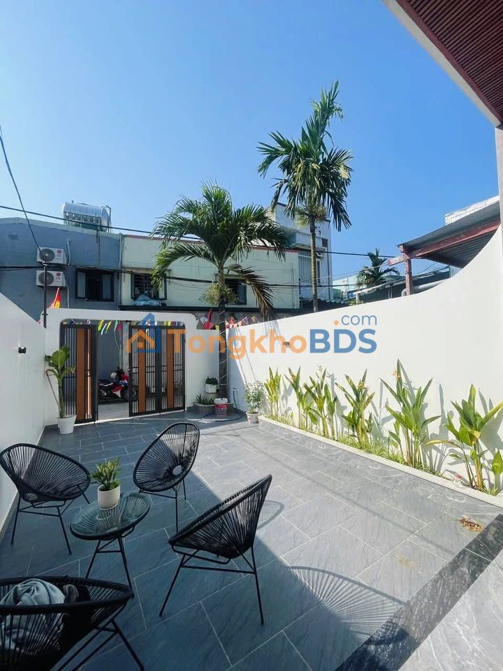 Nhà 2 Tầng Cạnh ĐH Duy Tân - 93m² - Full Nội Thất - Giá 4.x Tỷ