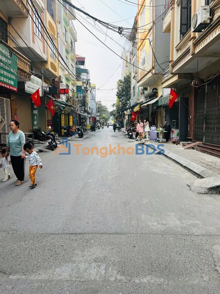 Nhà 35m² Quang Trung, Hà Đông - Ô tô đỗ cửa, Kinh doanh tốt