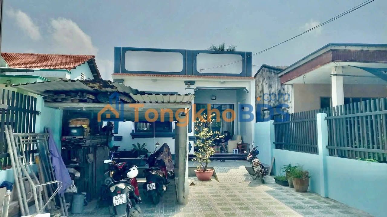 Cho Thuê Nhà 160m² Ấp Chợ, Mỹ Tho - 3PN, Sân Đậu 2 Ôtô