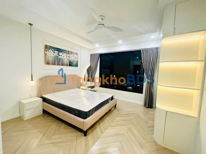 Cho thuê căn hộ 2PN Times City 80m² - View Thành Phố Đẹp