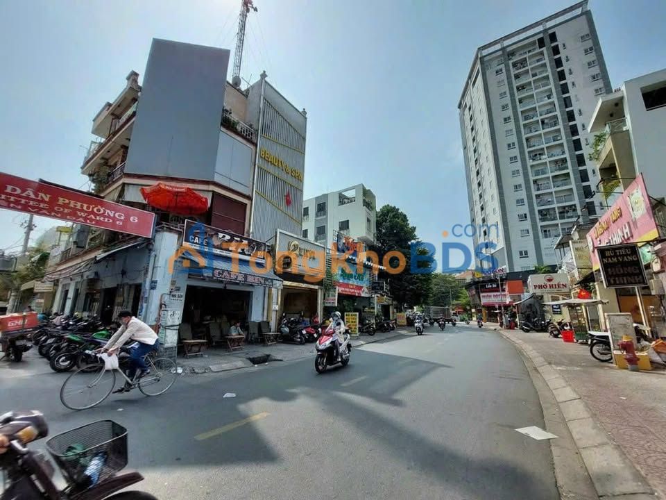 Nhà Góc 2MT Nguyễn Văn Đậu, Bình Thạnh - 70m², 4 Tầng, Giá 21 Tỷ