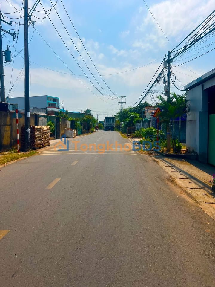 Bán Đất Vườn 1000m² Xã Bình Minh, TP.HCM - Sổ Hồng, Hai Mặt Tiền Xe Cont