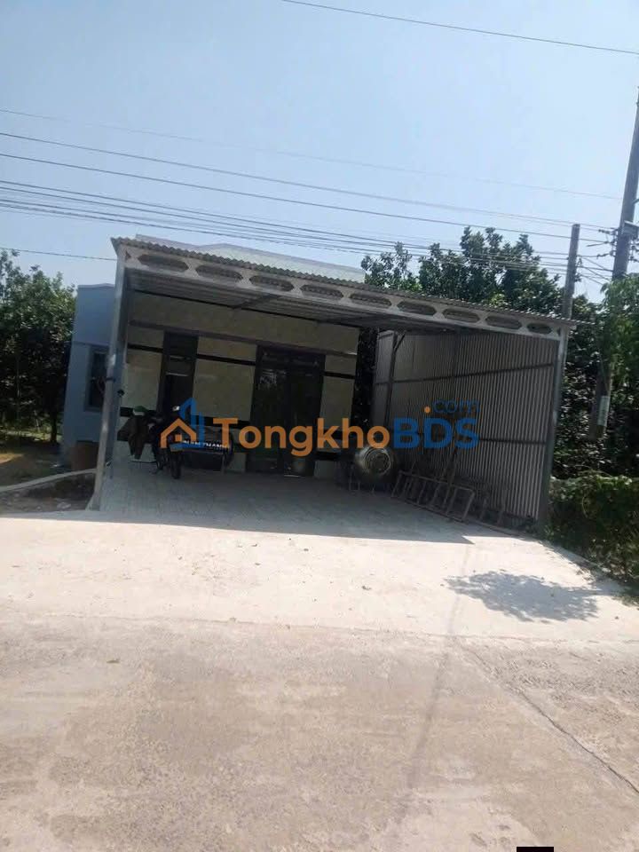 Đất Vườn Tân Phú 2100m² - Vườn Bưởi, Nhà Cấp 4, Mặt Tiền Bê Tông - Giá Ngộp 1.55 Tỷ