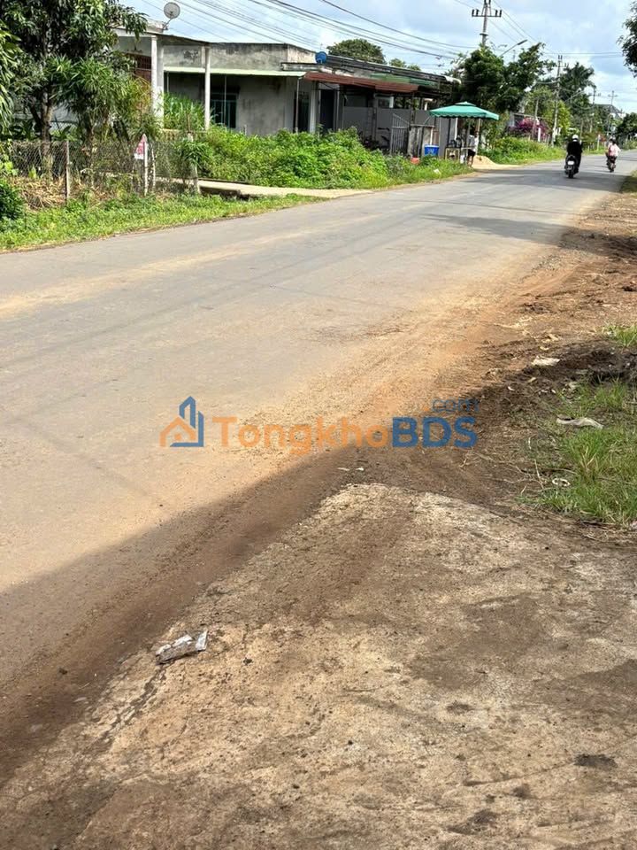 Bán Đất 306m² Tuy Hòa - Mặt Tiền 8.75m, Sổ Đỏ Sẵn Sàng