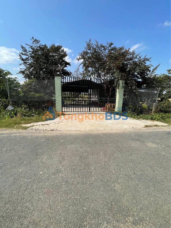 Đất Vĩnh Long 3573m² - Sổ hồng sẵn, giáp lộ nhựa, giá 1.8 tỷ