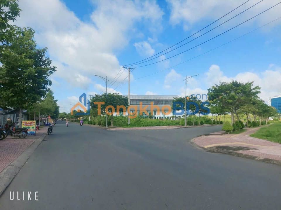 Nhà 272m² Trung Tâm Vĩnh Long - 6PN, 3 Lầu, Sổ Đô Thị - Giá 10 Tỷ