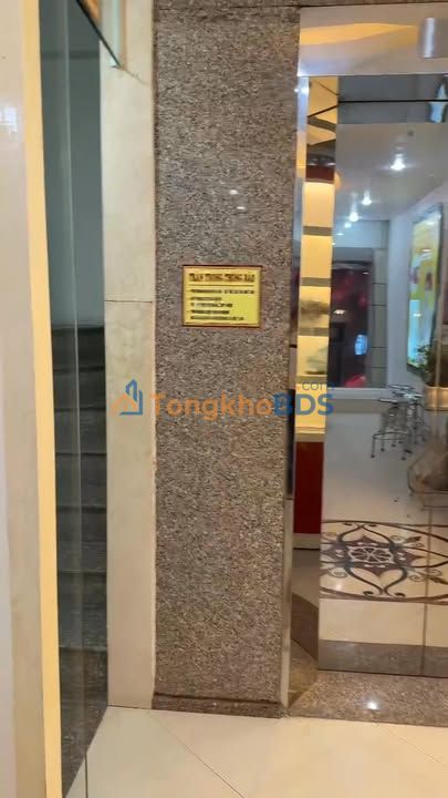 Nhà Mặt Phố Phan Phù Tiên 50m² (4 Tầng, Thang Máy, Gara) - Kinh Doanh Đa Ngành