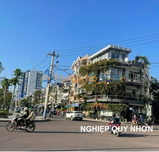 Nhà Mặt Tiền Phạm Hùng, Quy Nhơn 78m² - Kinh Doanh Đắc Lộc
