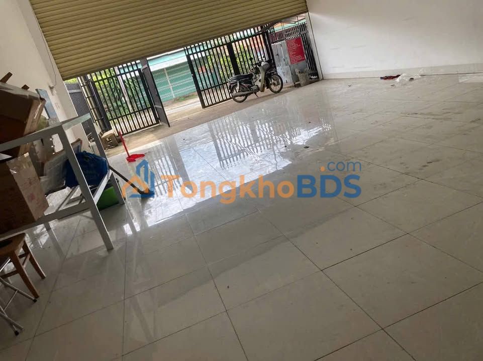 Nhà Mặt Tiền Nguyễn Văn Cừ, Bảo Lộc - 210m² Giá 7.5 Triệu/Tháng