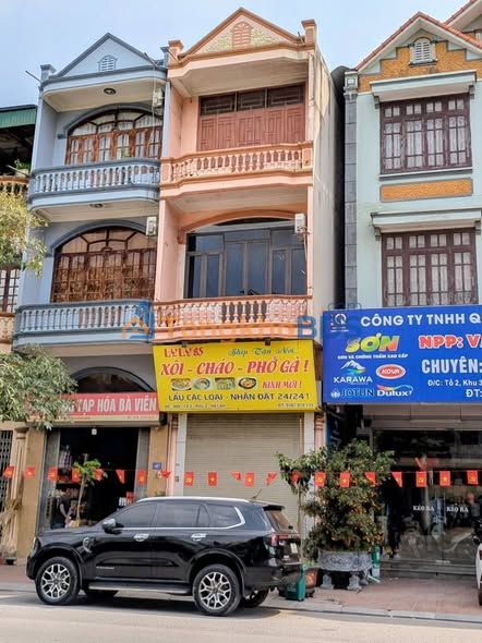 Cho thuê nhà 4 tầng mặt tiền Hà Lầm, Hạ Long - 40m² kinh doanh đắc địa
