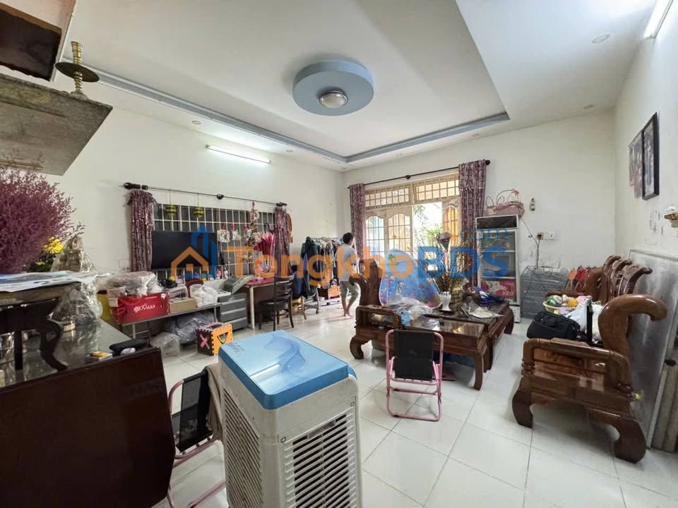 Đất Biệt Thự 215m² Thủ Đức - Hẻm Xe Tải Thông, 2 Mặt Tiền - 16 Tỷ