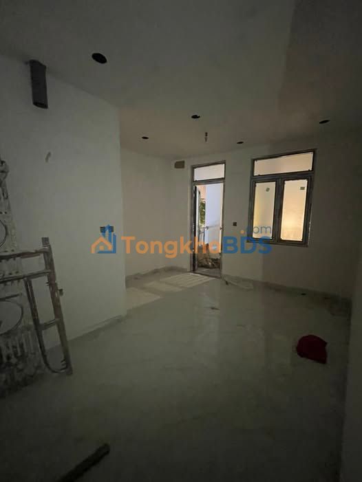 Cho Thuê Nhà Nguyên Căn Mỹ Khê - 18 Phòng Khép Kín, Gần Biển 100m