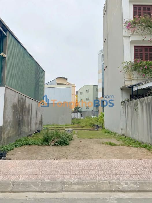 Đất Mặt Tiền Kinh Doanh 50m² Văn Giang, Hưng Yên - Giá 2 Tỷ