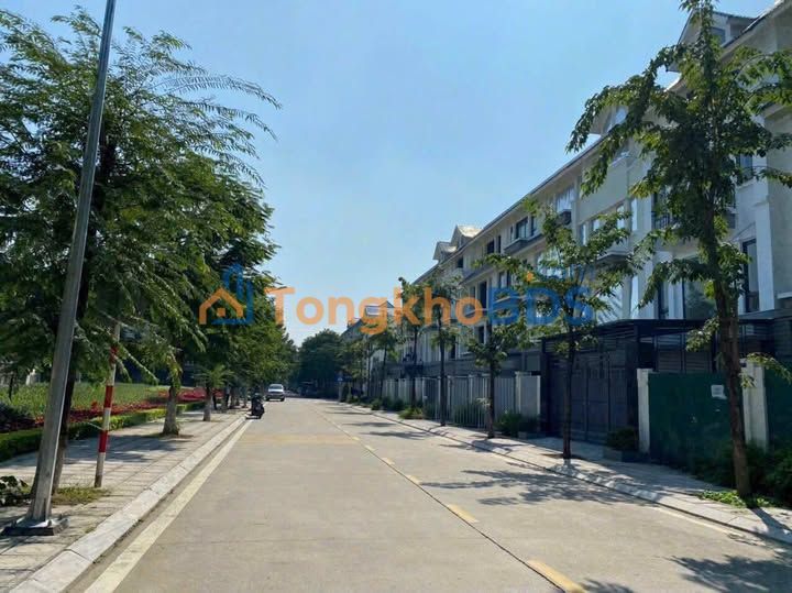 Bán Gấp Căn Hộ 120m² Geleximco Giá Tốt Nhất Khu