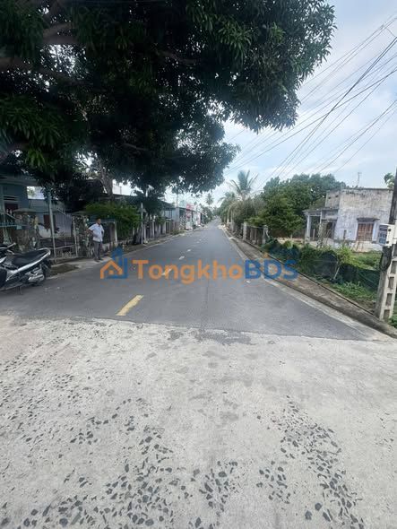 Đất nền Cam Đức Cam Lâm 350m² - Góc 2 Mặt Tiền, Sổ Hồng Full Thổ Cư