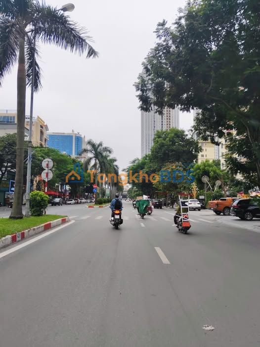 Nhà Phố Kinh Doanh KĐT Văn Quán 48m² - Vỉa Hè Rộng, Oto Tránh