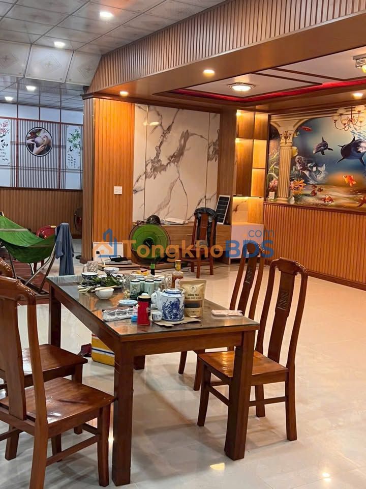 Nhà 170m² Củ Chi - 3PN Sân Rộng, Xe Tải, Giá 6 Triệu/Tháng