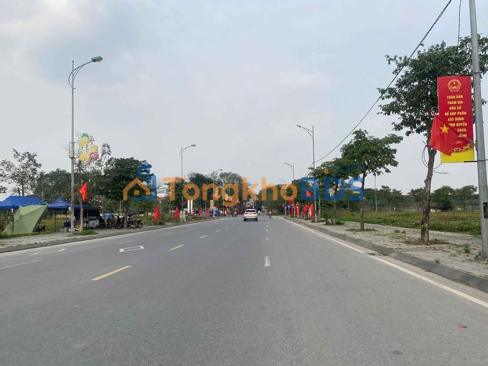 Đất Nền Góc 97m² Vân Hà, Long Biên - Sổ Đỏ GPXD, Giá 7.x Tỷ