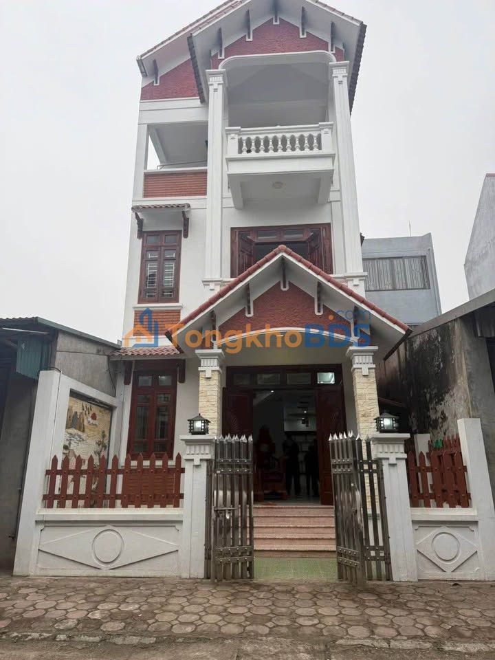 Đất đấu giá Phú Nhi 101m² - Nhà 3 tầng, Kinh doanh sầm uất